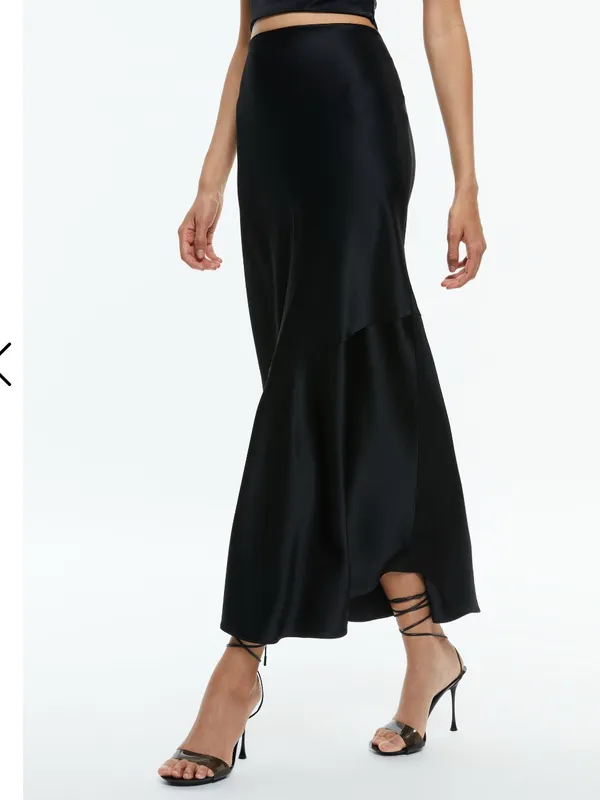 Alice + Olivia TERESE SLIP MAXI SKIRT IN BLACK - Image 4