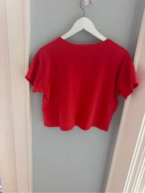 Lululemon Cates T-Shirt - Image 4