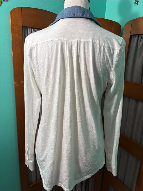 LOFT White Button-Down Shirt with Blue Chambray Trim - Image 10
