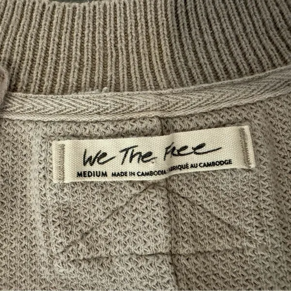 We The Free Asher Thermal Tan Oversized V-neck Long Sleeve Top Size Medium READ - Image 10