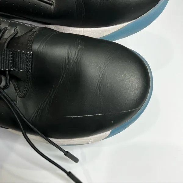 Clove‎ nursing shoes black size 8 - Image 2