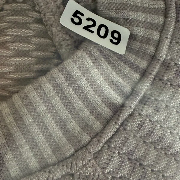 Lululemon Rare Colorway Rest Less Top Crewneck‎ Long Sleeve Thumbhole Textured 2 - Image 7