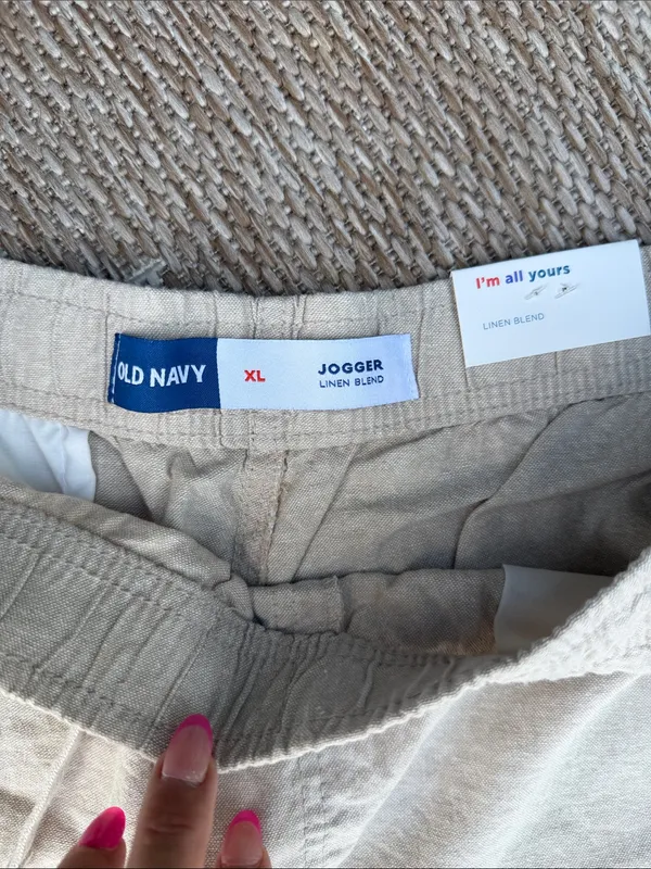 NWT Old Navy Beige Drawstring Linen-Blend Shorts - Image 2