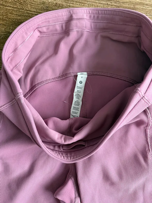 Pink Lululemon Leggings  - Image 3
