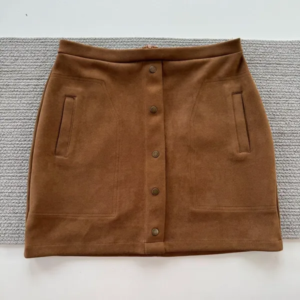 Free Planet Cognac Brown Faux Suede Snap Front Detail Stretch Mini Skirt - Image 8