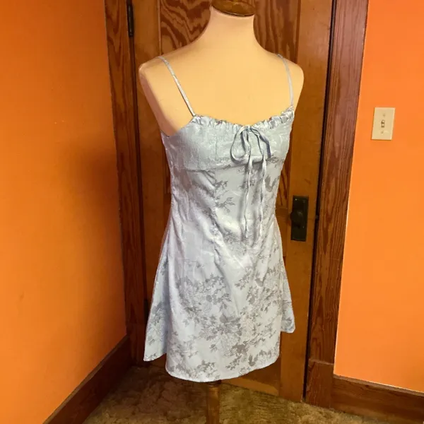 Cider Silver Satin Floral Mini Dress Lace Trim Slip Dress Spaghetti Strap - Image 9