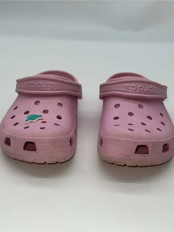 Classic Crocs Women's Taffy Pink Croslite Clog with Teal Hang Loose Jibbitz-Sz 8 - Image 12