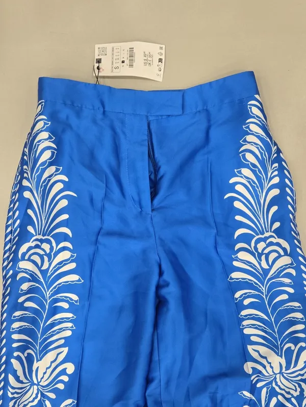 NWT! Zara Satin Floral Print High Waist Trousers Blue & White Size S - Image 6