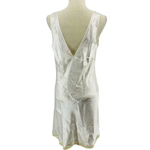 Victoria's Secret Nightgown Ivory Satin Lace Trim V Neck & Back Large Y2K Bridal - Image 4