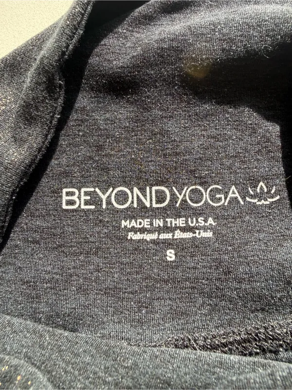 Beyond Yoga Black High-Rise Leggings with Gold Sparkle - Image 3