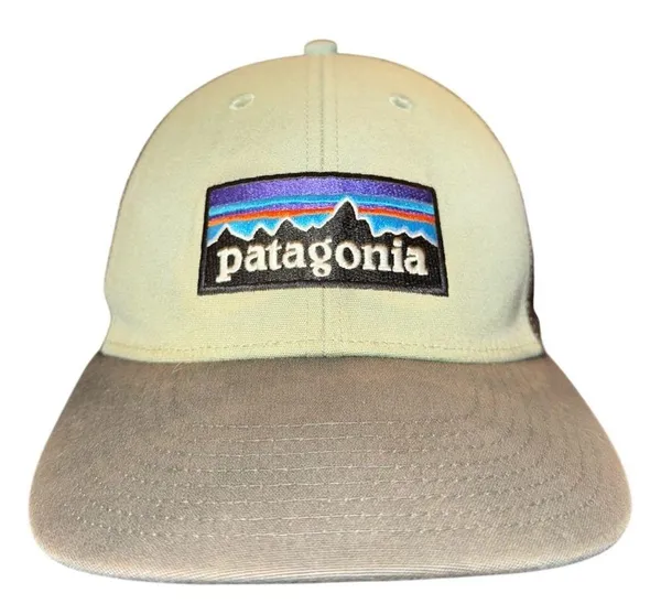 Patagonia P-6 Logo Trucker Hat Tea Green UNISEX SnapBack - Image 2