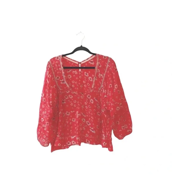Free People Never A Dull Moment Top Red White Floral V-neck Boxy - Image 3