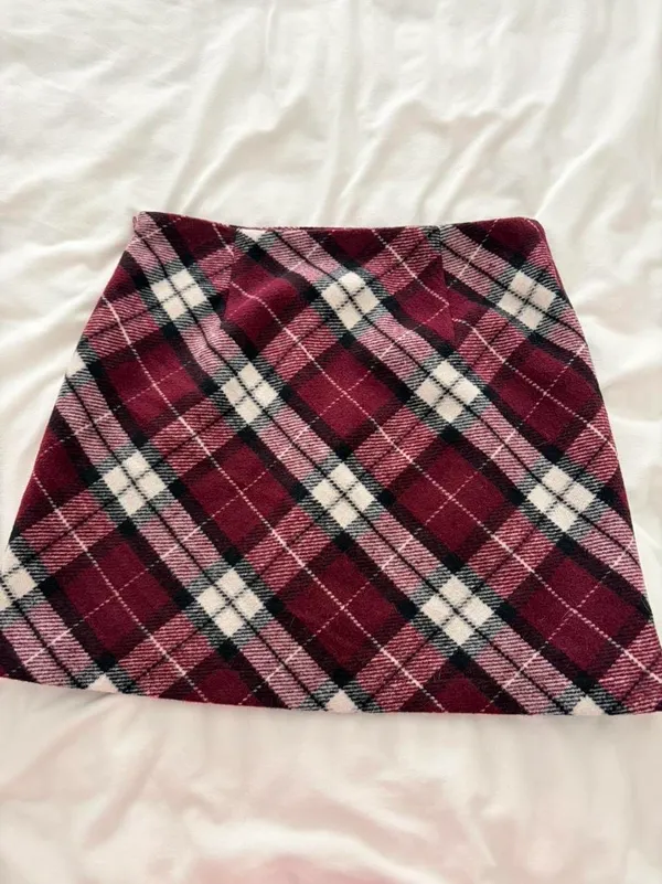 Forever 21 Plaid Skirt Burgundy - Image 2