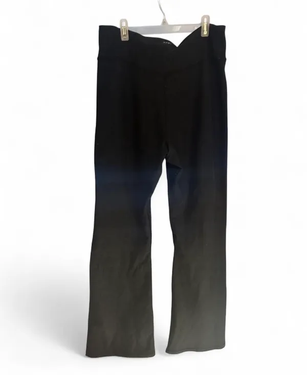 YPB Abercrombie Flare Leggings - Image 3
