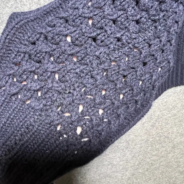 J.Crew Navy Blue‎ 100% Wool Sweater Bobble Diamond Cable Knit Crewneck Medium - Image 9