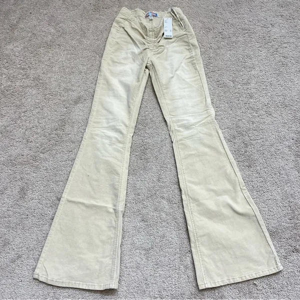 Urban outfitters Velvet Ruched V-Front Flare Pant NWT - Image 3