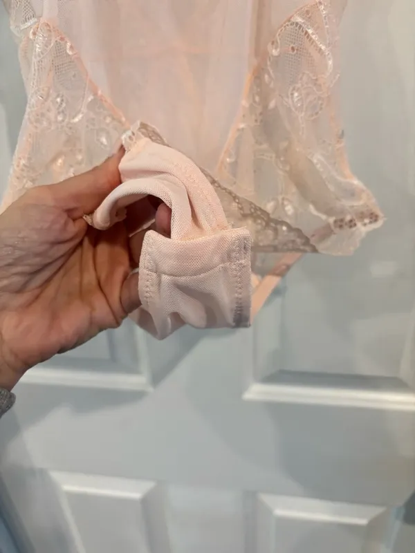 NWT Lace Push-Up Bodysuit in Blush Pink - Image 4