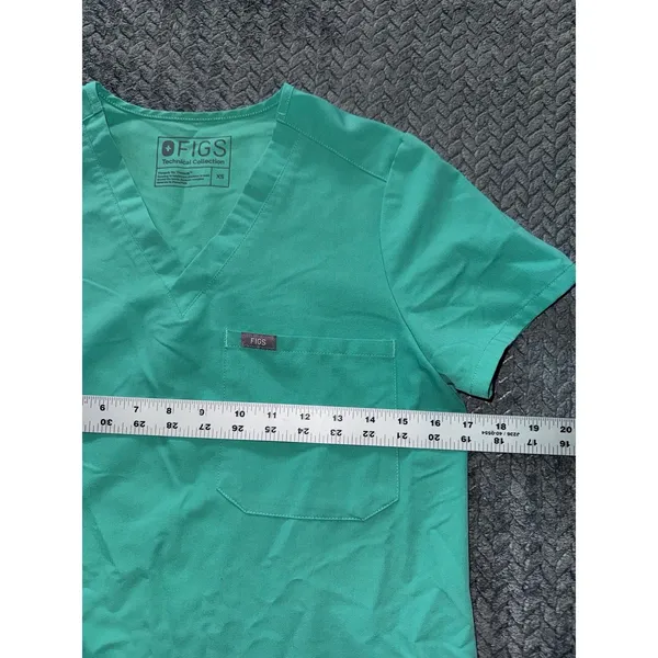 FIGS Women's Technical Collection Scrub Top‎ Green Short Sleeve Pocket Sz Xs - Image 7