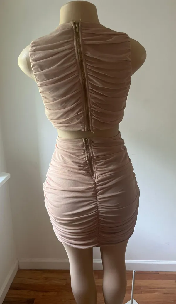 Dress Gold Size XL - Image 3