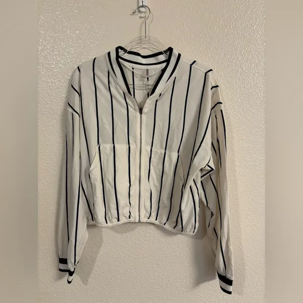 FREE PEOPLE Movement Off Duty Set NWOT - Image 3