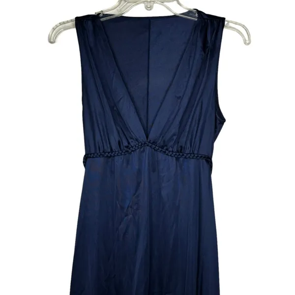 Vintage Vanity Fair Navy Long Nightgown‎ - Image 2
