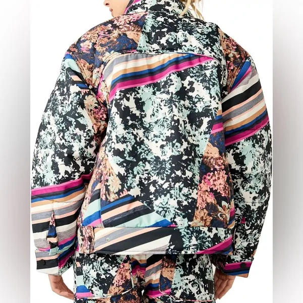 Free People New Movement Women's Bunny Slope Printed Puffer Ski Jacket Large - Image 3