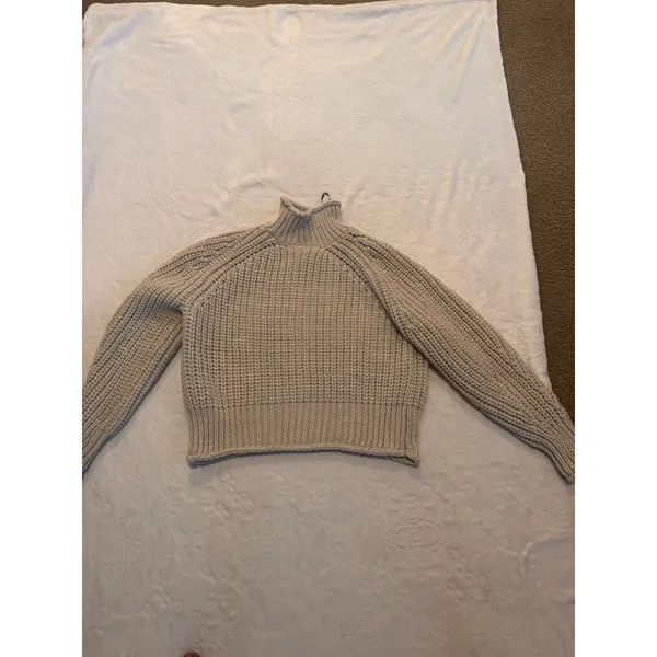 No Boundaries H&M Turtleneck Sweater Size M - Image 3