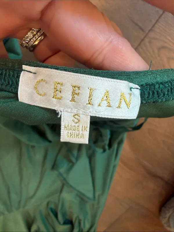 Cefian Formal Green Ruffle Long Gown Dress Size Small - C3-234 - Image 5