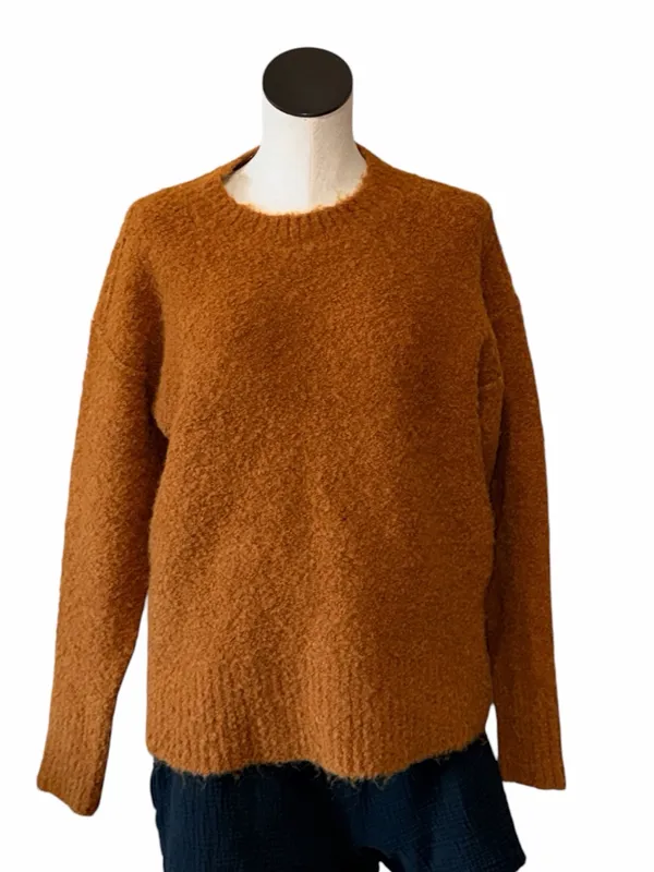 NWOT On 34th Fuzzy Boucle Crewneck Sweater Camel/Rust Size Small Wool Blend - Image 2
