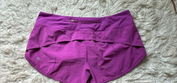 Lululemon Speed Up Shorts 2.5 - Image 2