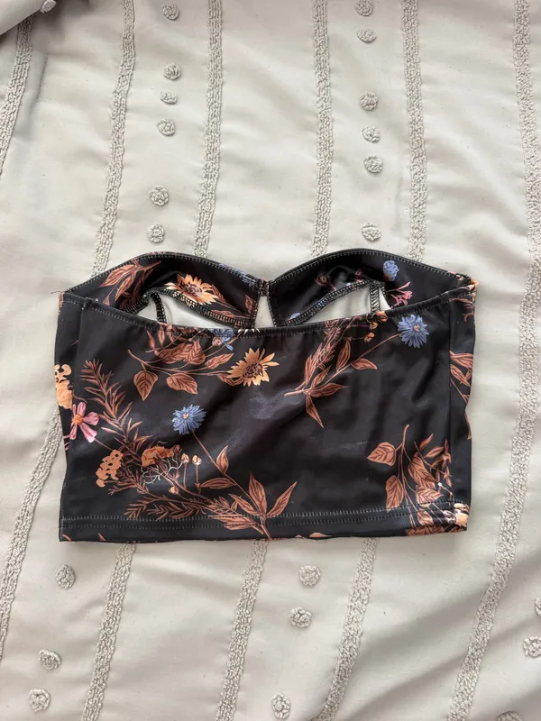 Floral crop top - Image 2