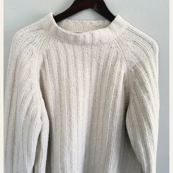 Alpine Design Women's‎ Cream Ribbed Chenille Mock Neck Raglan Sweater Size Med - Image 4