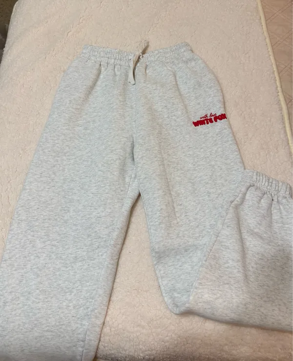 White Fox Boutique Sweat Set - Image 5