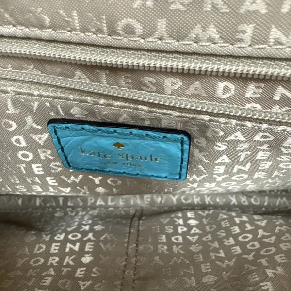 Kate Spade New York Turquoise Croc Embossed Leather Crossbody Clutch Purse - Image 8
