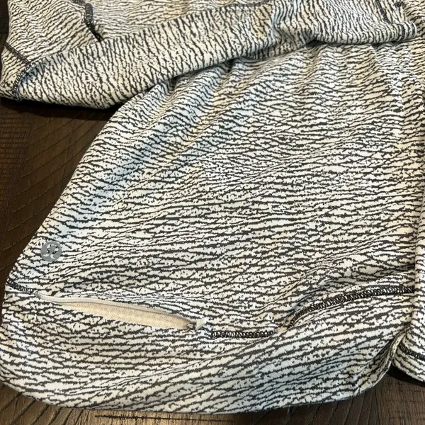 Lululemon Squad Goals Hoodie 4 women - Image 3