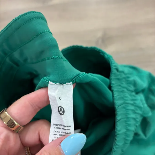 Lululemon Track That High-Rise Lined Short 3" Kelly Green Women Size 6 - Image 2