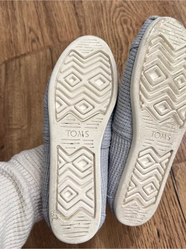 Toms X West Elm Womens Alpargata Mid Grey Repreve Waffle Knit Faux Shearling - Image 4