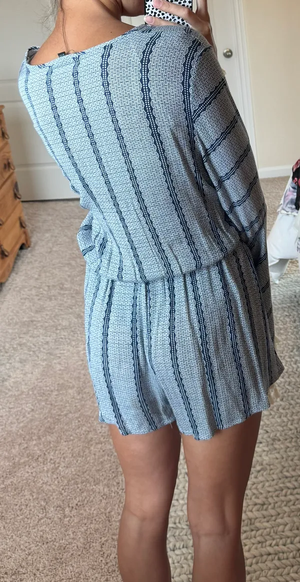 Romeo + Juliet Couture Romper - Image 3