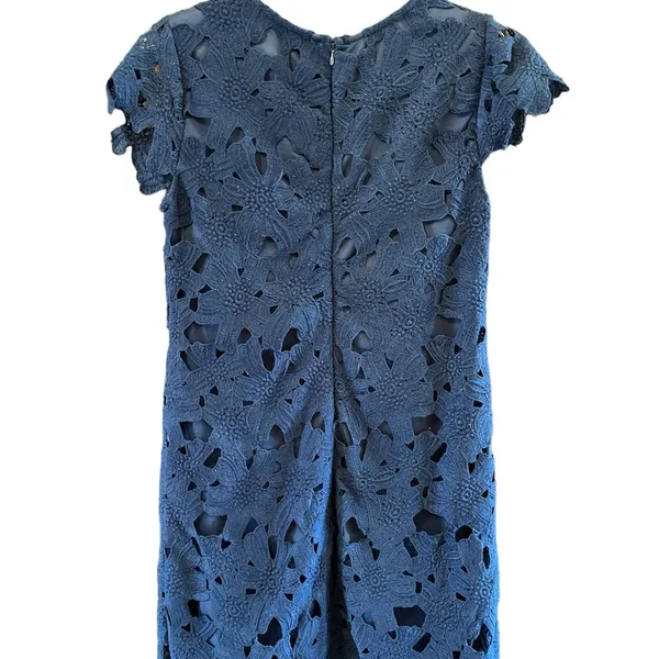 Miami Lace Dress size L - Image 2