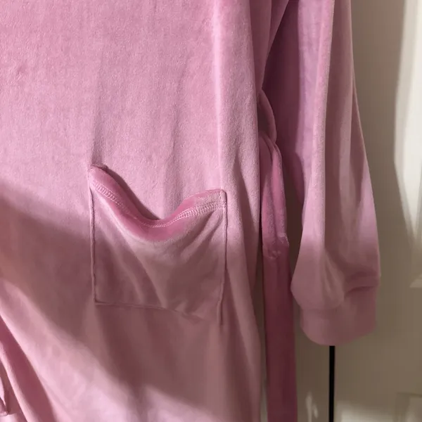 Vintage Y2K Juicy‎ Couture Pink Velour Robe Size S/M Rhinestone Logo - Image 4