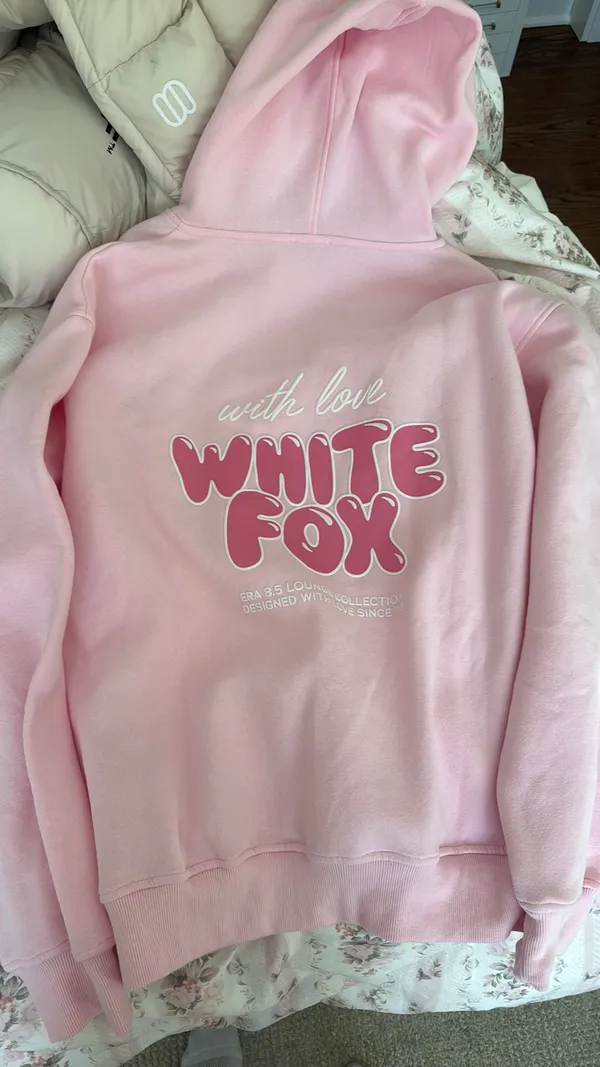 white fox with love sweatshirt - Image 2