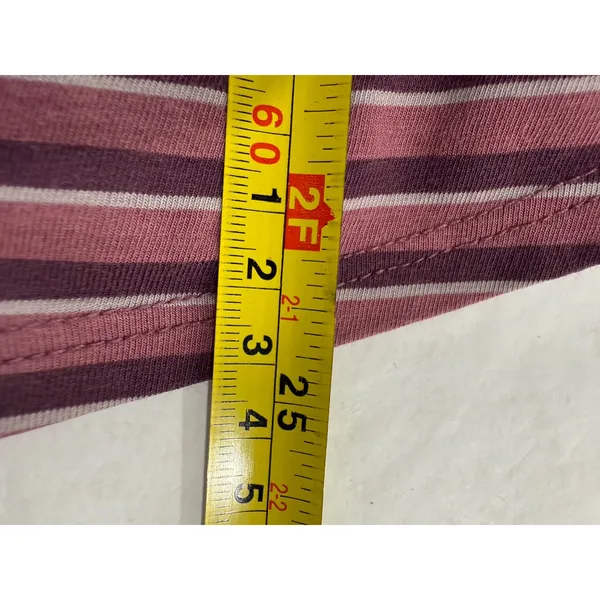 Lululemon Striped V-Neck T-Shirt Top‎ Pink Purple Women's Athletic Casual - Image 7