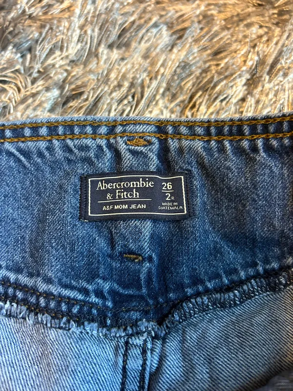 Mom Jeans - Image 4