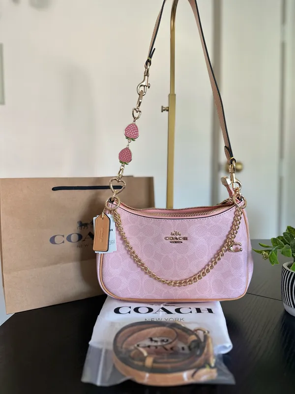 Coach Bag Shoulder pink - Image 4