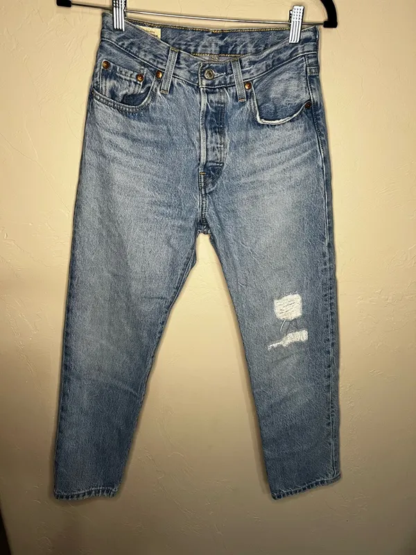 Levis 501’s Premium‎ Cropped High Rise Straight Leg Button Fly Luxor Denim Jeans - Image 2
