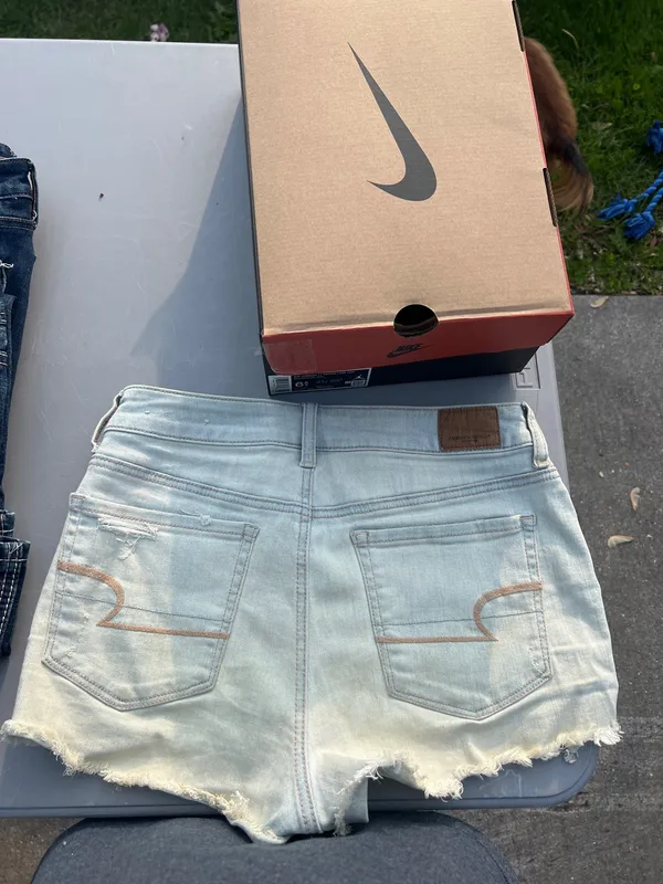 American Eagle Shorts - Image 4