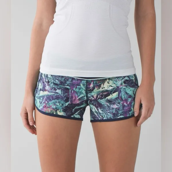 Lululemon Run: Speed Short Stretch Iridescent Multi / Deep Navy Women’s Size 6 - Image 8