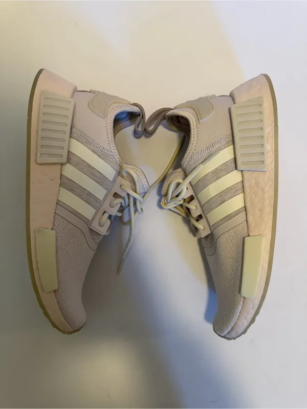 Adidas Originals Womens NMD R1 x Kendra Keni Harrison GW8899 Pink Shoes Size 8 - Image 4