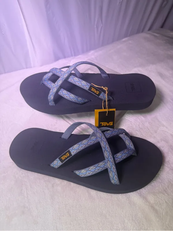 Teva Kids Navy Footbed Flip Flops with Blue Patterned Straps - Image 4