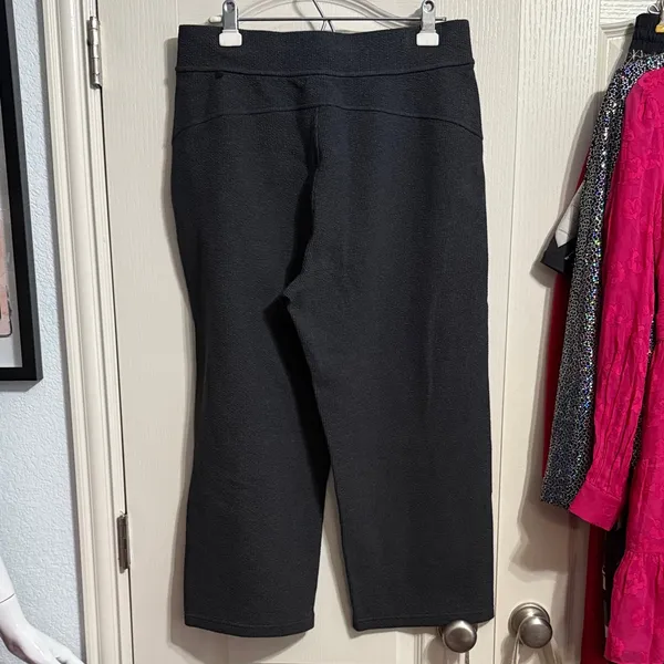 Lululemon Ribbed Straight Leg Super High Rise Crop 23" Capri Pant Lounge Cozy - Image 3